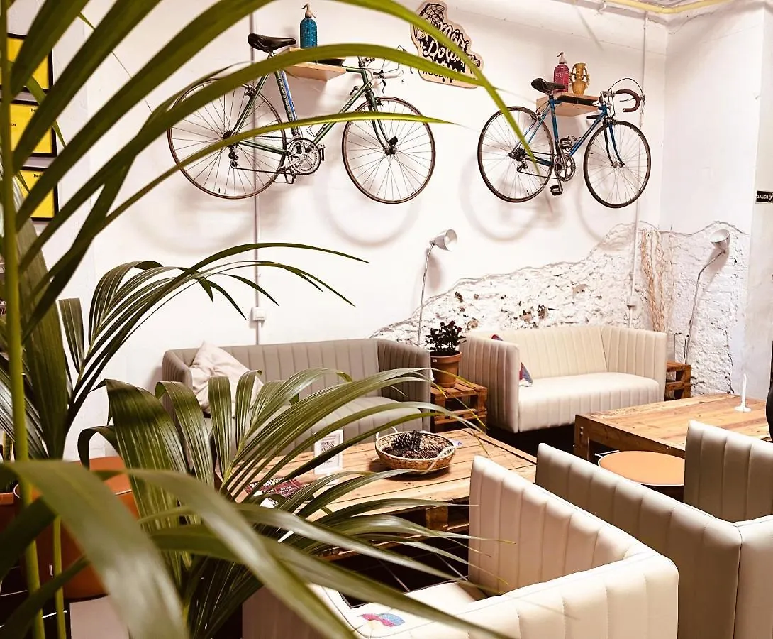 Bed & Bike Barcelona Hostel