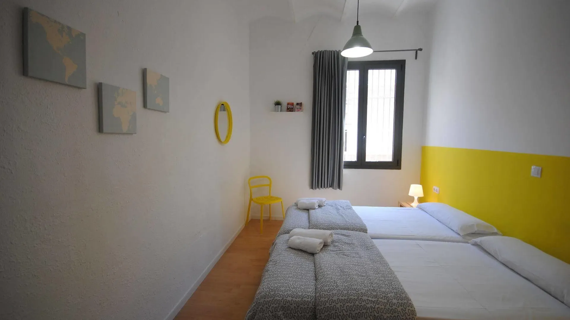 Bed & Bike Barcelona Hostel