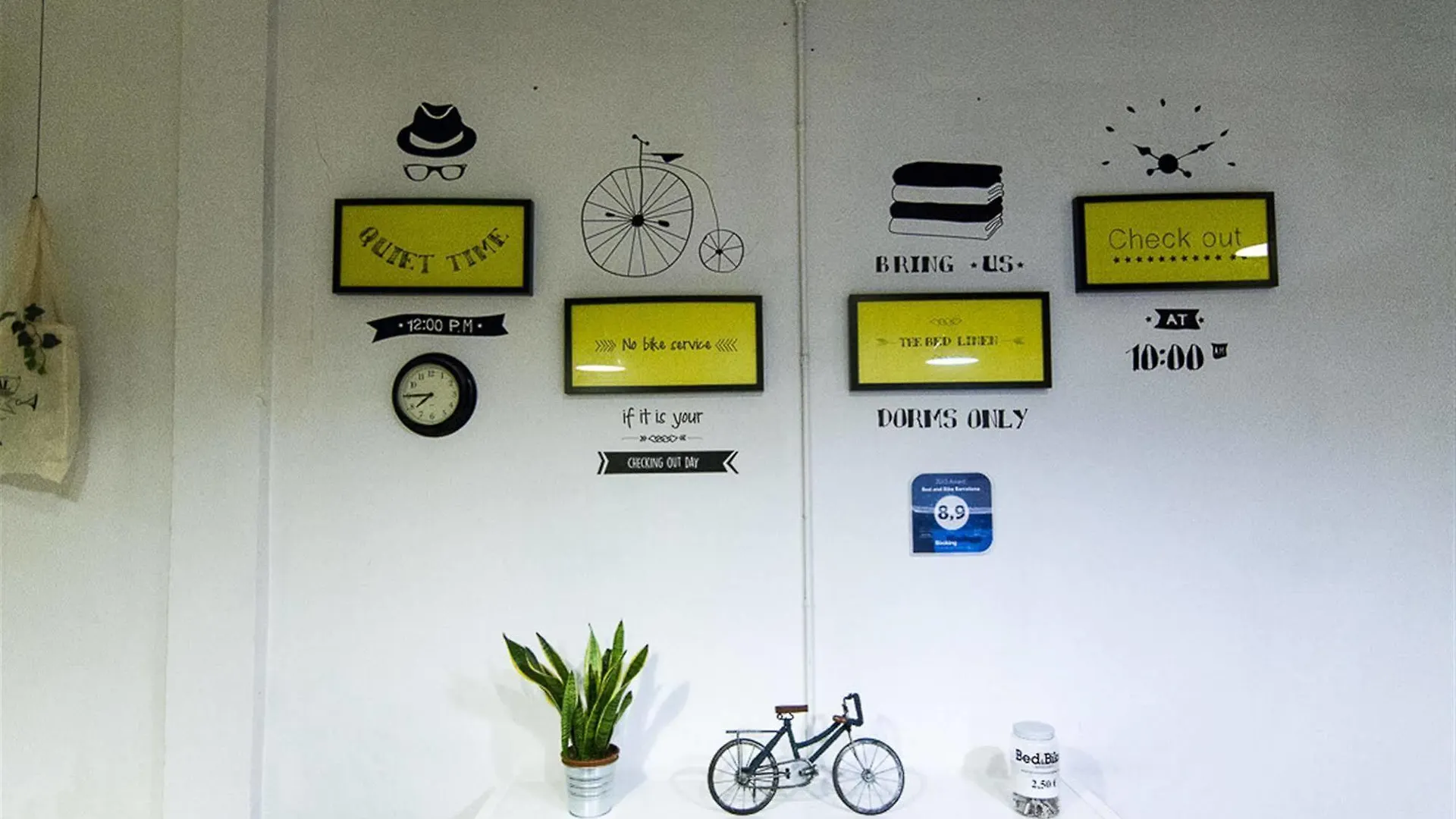 Bed & Bike Barcelona Hostel
